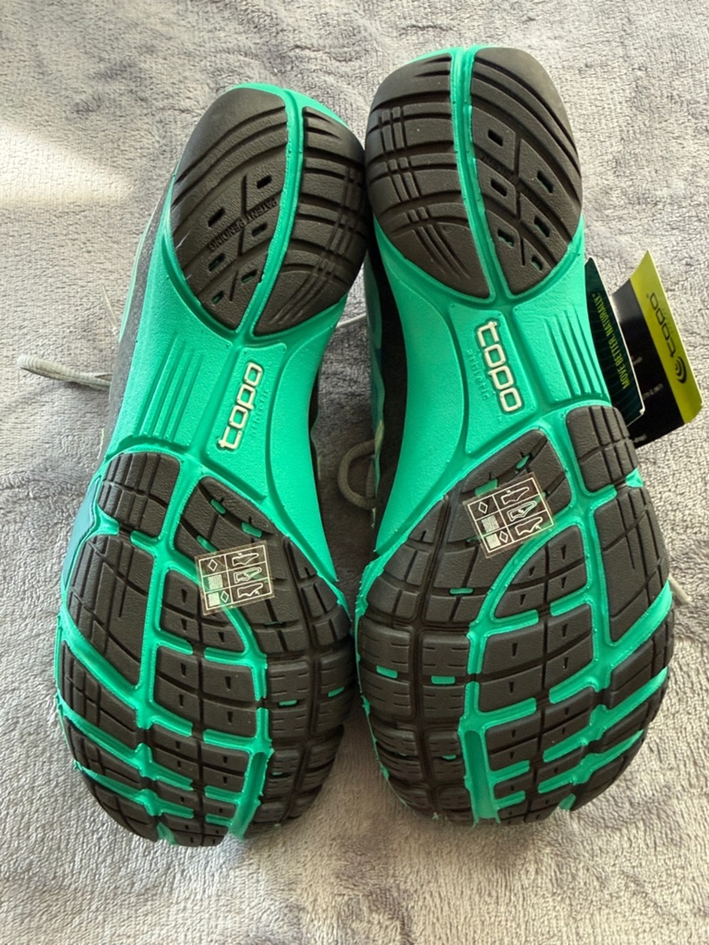 Women’s Topo Athletic Halsa Cross trainer - Emerald / Black - Picture 6 of 9